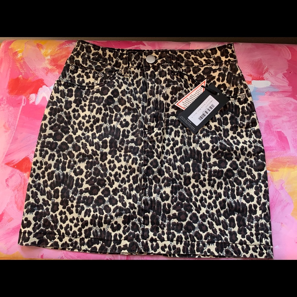 Leopard denim mini skirt